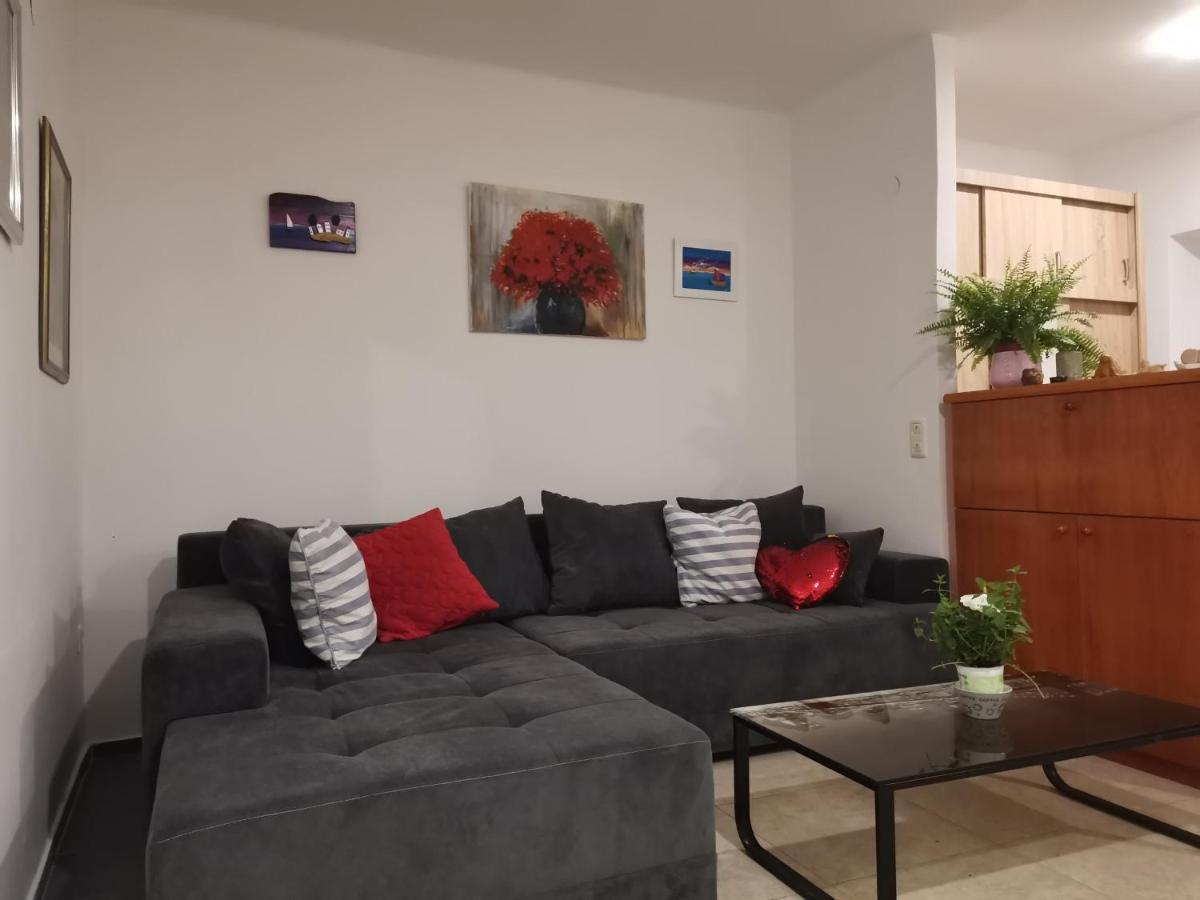 Diana Rooms And Apartment สปลิท ภายนอก รูปภาพ