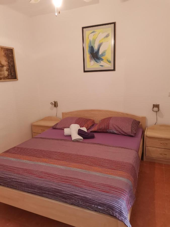 Diana Rooms And Apartment สปลิท ภายนอก รูปภาพ